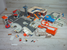 Lot of Vintage Micromachines INCOMPLETE Buildings and Other Pieces Car W... - $30.07