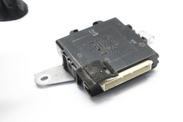 2004-2005 TOYOTA PRIUS SMART KEY THEFT LOCKING CONTROL MODULE P7126 image 5