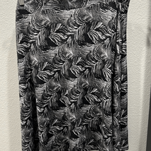 George size XL Black &amp; Gray Geometric Pattern Midi Skirt EUC - £10.17 GBP