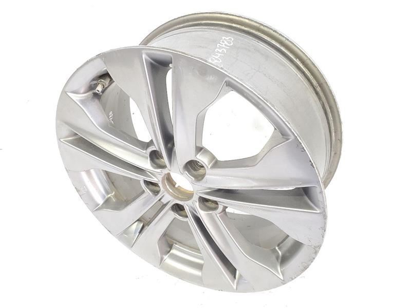 Wheel Rim White 17x7 Sport Small Scratch OEM 13 14 15 16 Hyundai Santa Fe90 D... - $166.31