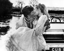 Chitty Chitty Bang Bang Dick Van Dyke Kisses Sally Anne Howes 16x20 Canvas - £56.12 GBP