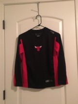 Reebok Boys Active Long Sleeve Shirt Chicago Bulls Red Black Size Medium - $31.81