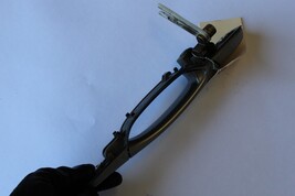 1999-2003 LEXUS RX300 REAR LEFT DRIVER'S SIDE EXTERIOR DOOR HANDLE K3289 image 6