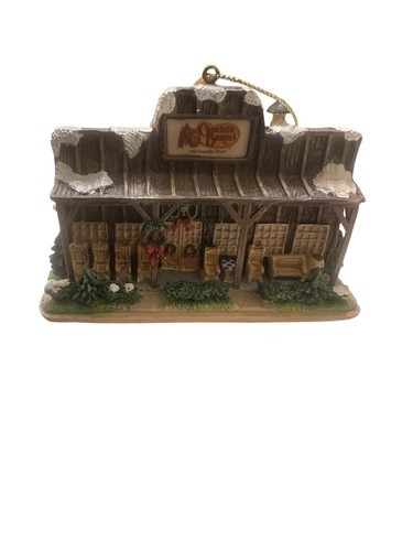 2005 Cracker Barrel Old Country Store &amp; Restaurant Christmas Ornament - $2.39