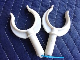 Sea Choice white nylon Oar Locks  pair, Shank Is 3/4”x2”, 2" diameter oa... - $7.43