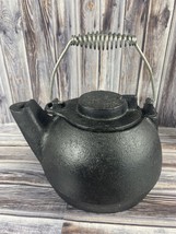 Old Mountain Black Cast Iron Tea Pot Kettle 10129 w/ Swivel Lid &amp; Wire H... - £22.77 GBP