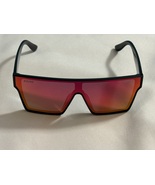 II SVGE Square Black/Pink Sunglasses Dreams Don&#39;t Die Be An Icon - $919.00 MXN