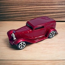 Maisto 1932 Ford Roadster 1/64 Maroon PreOwned  - £3.07 GBP