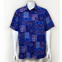Snoop Dogg Dogg Supply Shirt Mens 2XL Blue Bandana Print Short Sleeve Co... - €15,69 EUR Snoop Dogg Dogg Supply Shirt Mens 2XL Blue Bandana Print Short Sleeve Co... - €15,69 EUR