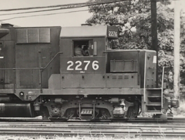 Penn Central Railroad #2276 GP35 Electromotive Train Photo Canton OH 1975 - £7.56 GBP