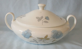 Wedgwood Iced Rose Oval Covered Serving Bowl 10 3/4&quot; - £39.34 GBP
