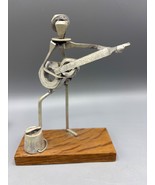 Vtg Hand Made Metal Guitarist Figurine Nuts Bolts Wood Base - $406.24 MXN