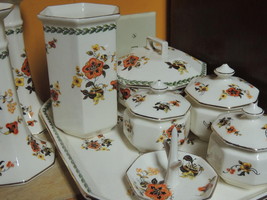 Cauldon 9 pc Dresser Set honey pot flower &amp; bee orange yellow brown England - £84.03 GBP