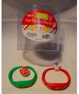 Christmas Coolites LED Pulse Flashing Bracelets Red &amp; Green One Tap to L... - $4.93