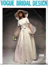 Vintage 1970&#39;s Bridal Gown &amp; Bridesmaids&#39; Dress Vogue Pattern 2254 - Size 8 - £15.92 GBP