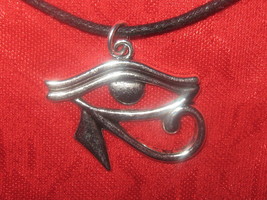 Usa Egypt Egyptian Egypt Silver Tone Eye Of Horus Ra Pendant Charm Necklace - £3.94 GBP