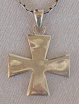 Silver cross patte - £27.80 GBP