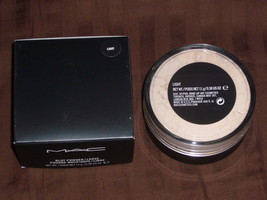 MAC Cosmetics Blot Loose Powder - Light - £19.53 GBP