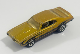 Hot Wheels 2009 Dream Garage &#39;69 Pontiac GTO 1/64th Scale Model - $1.97