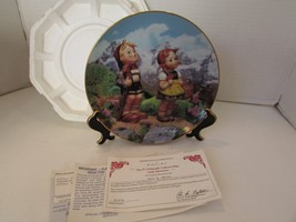 DANBURY MINT HUMMEL  PLATE LITTLE COMPANIONS LITTLE EXPLORERS E1376 *SALE* - €2,56 EUR