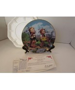 DANBURY MINT HUMMEL  PLATE LITTLE COMPANIONS LITTLE EXPLORERS E1376 *SALE* - $4.01 CAD