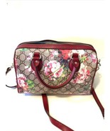 100% Authentic Gucci Floral Red Crossbody Shoulder Bag HTS - $1,188.00