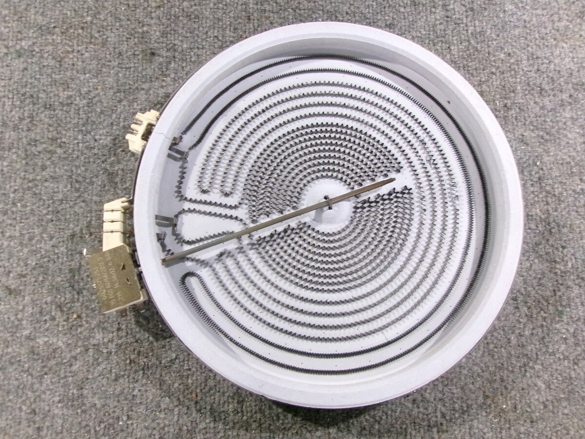 WPW10297138 Maytag Range Oven Heating Element - $30.00