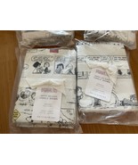 New Pottery Barn Peanuts Happy Holidays Charlie Brown Standard Pillowcas... - $69.72 CAD