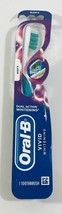 Oral-B Vivid Dual Action Whitening Manual SOFT Toothbrush - £4.77 GBP