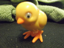 Tomy Pocket Pet Wind Up Chick circa 1977 or 1978 - £9.61 GBP