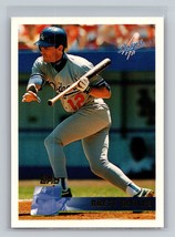 1996 Topps Brett Butler #277 Los Angeles Dodgers - £1.56 GBP