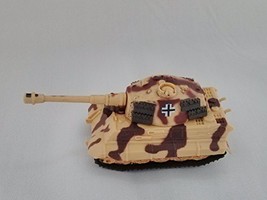 Capsule Toy KAIYODO CapsuleQ World Tank Museum WTM Deformation 2 Figure ... - $23.39
