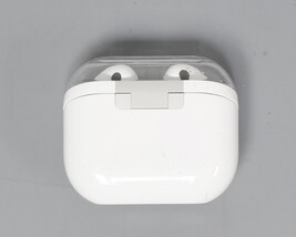 Samsung Galaxy Buds3 Pro SM-R630 Wireless Earbud Headphones - White image 3