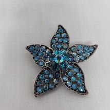 Vintage Aqua Blue Crystal Glass Rhinestones Star Flower Brooch Pin Glass Holiday - £11.52 GBP