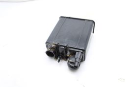 05-10 SCION TC FUEL VAPOR CANISTER Q5064 image 3