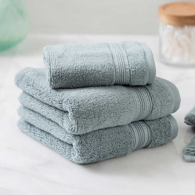 Charisma Soft  Hygro Cotton Four piece Bath Towel Set Color Lt Green