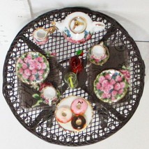 Dollhouse Filled Wire Table 1.808/7 Garden Rose Porcelain Reutter Miniature - $69.78