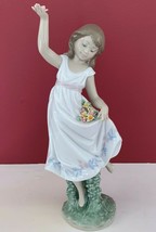 New $495 Lladro #6580 Garden Dance Girl W/ Flowers Special Event Ltd Ed 9" Tall - $224.99