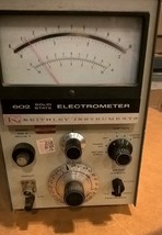 KEITHLEY INSTRUMENTS 602 SOLID STATE ELECTROMETER Battery Powered 61413A - $275.00