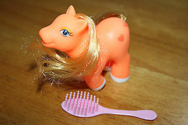 My Little Pony Figure Orange Color Pony with 2 Hearts Cutie Mark  Brush Inc 2011 - £5.57 GBP