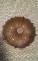 044 Vtg Aluminum Bundt Cae Pan Jello Mold - £12.29 GBP