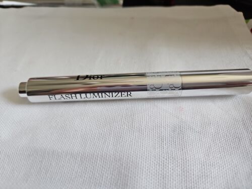 Dior Flash Luminizer Backstage Radiance and 23 similar items