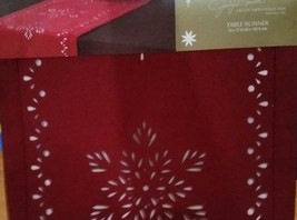 New Red White Snowflake Overlay Linen-like Table Runner - Free Shipping - £10.16 GBP