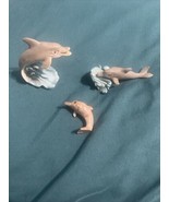 Small Dolphin Figurines - €17,05 EUR