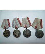 Lot 4 Antique/Vintage Russian War Veteran Medallions, &quot;Veteran Truda&quot;, w... - $44.39 CAD