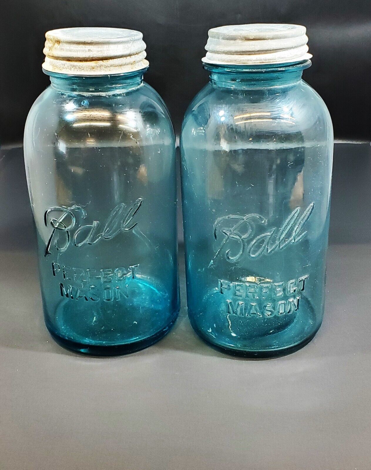 Set of 2 Vintage Ball Blue Perfect Mason Half Gallon Size Fruit Jar w/ Zinc Lid - £31.28 GBP