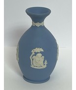 Vintage Wedgwood Jasperware 4.75” Pottery Blue/White Flower Angel Vase E... - £15.84 GBP