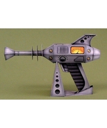 Papercraft Retro Ray Gun - Scale 1:1 - £2.28 GBP