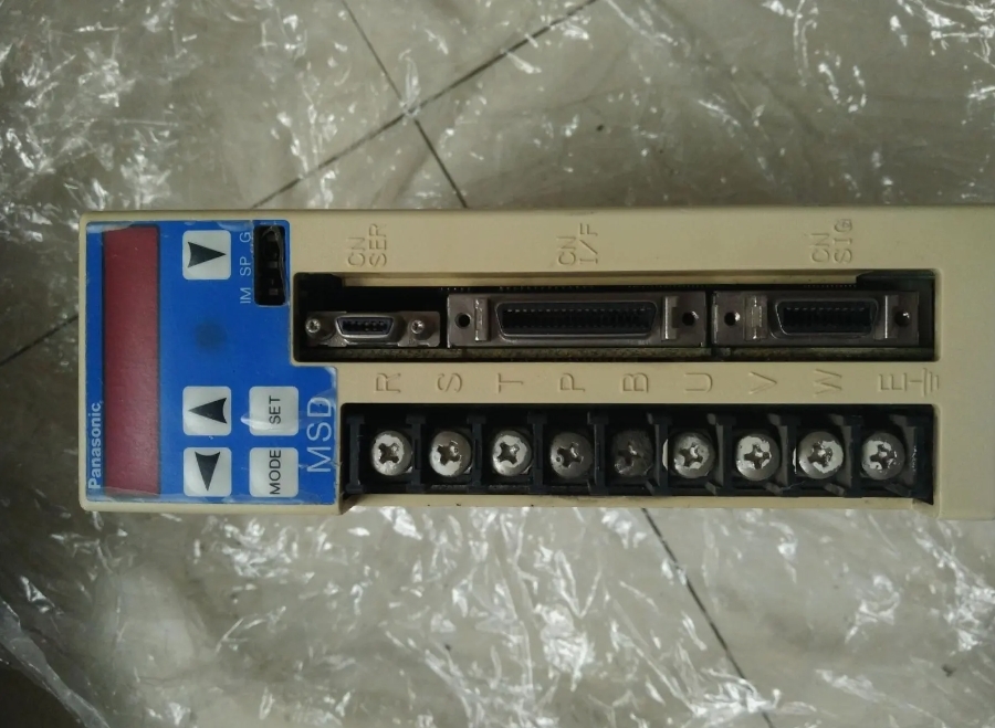 Panasonic MSD013A1X X Series 100W Servo Driver - $185.00