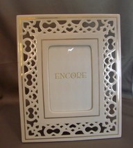 Encore Reticulated Porcelain Frame White and Gold New - $10.29